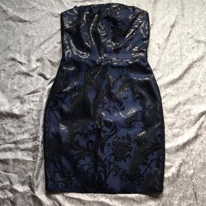 Alexia Admore Strapless